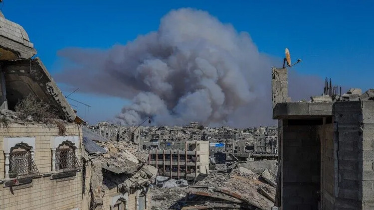 Israilden gazzeye iha saldirisi 2 kisi yasamini yitirdi tYYQ5kOQ